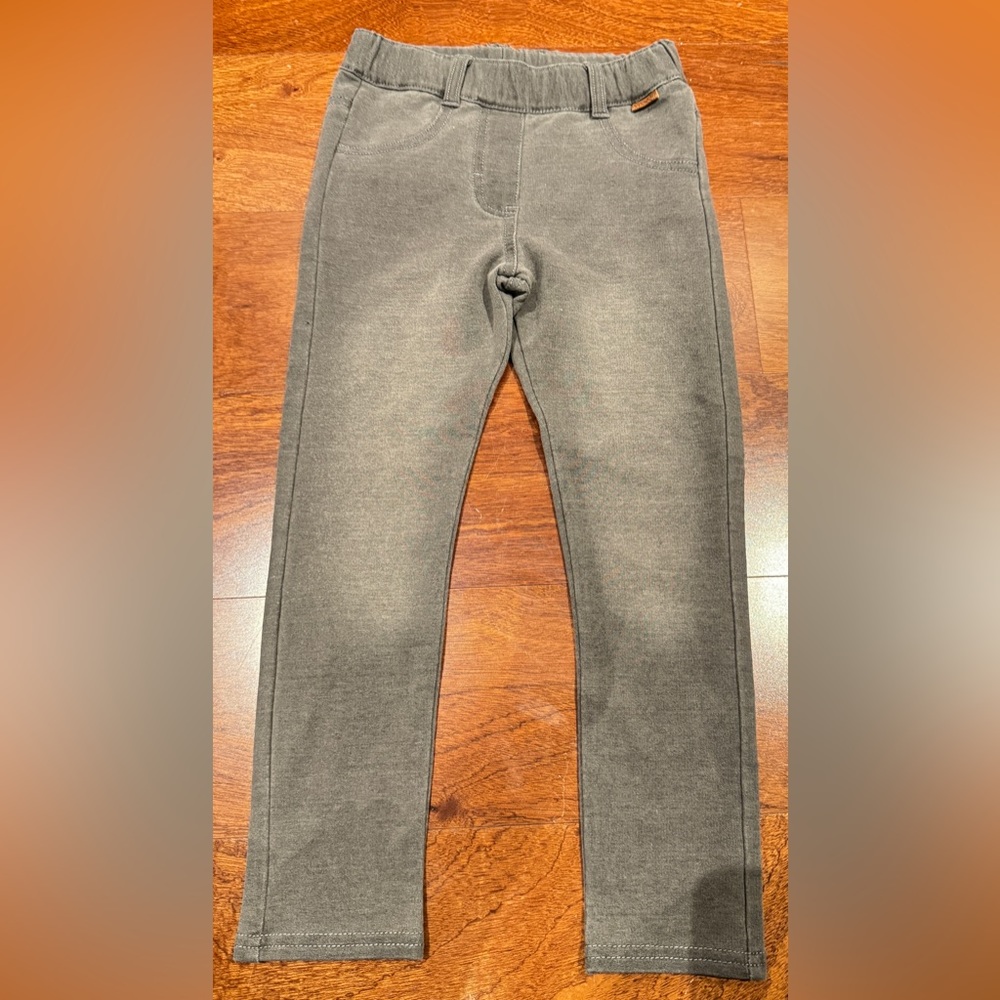 Greay jeans/leggings super soft and comfy.